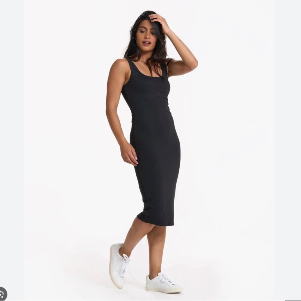 Vuori Halo Essential Dress, Black Heather, Small